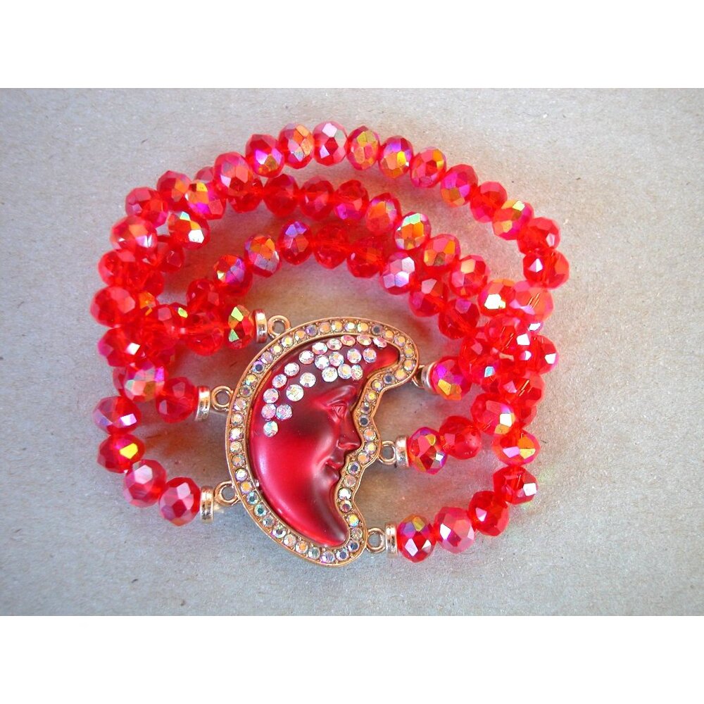 Vintage Red Beaded Moon Face Bracelet With Rhinestones & Gold-Tone Metal Accent